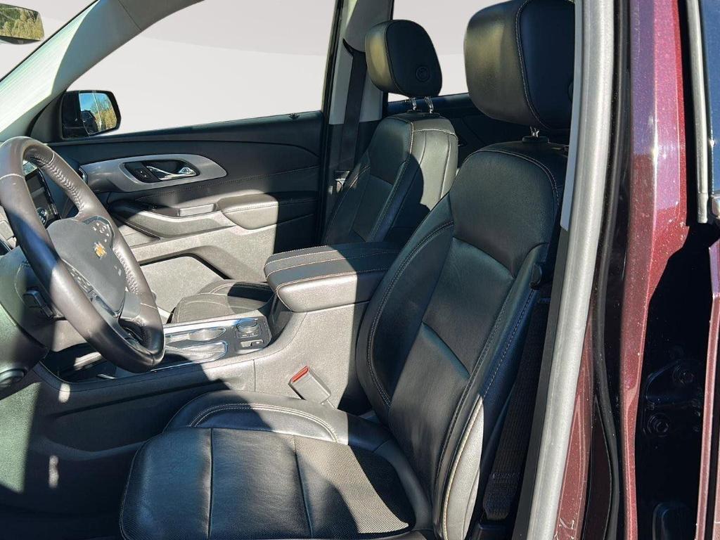 used 2020 Chevrolet Traverse car, priced at $23,996