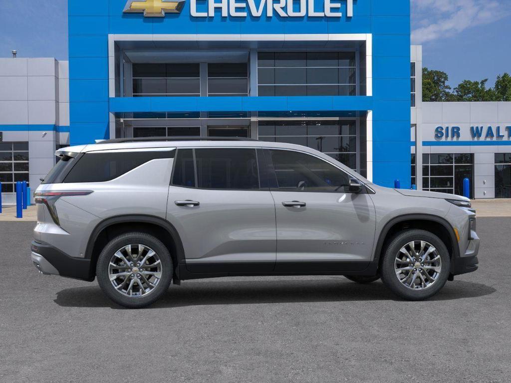 new 2026 Chevrolet Traverse car, priced at $40,100
