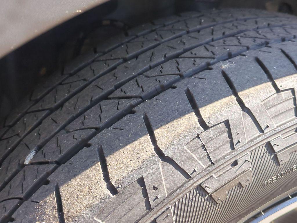 used 2024 Chevrolet TrailBlazer car, priced at $23,821