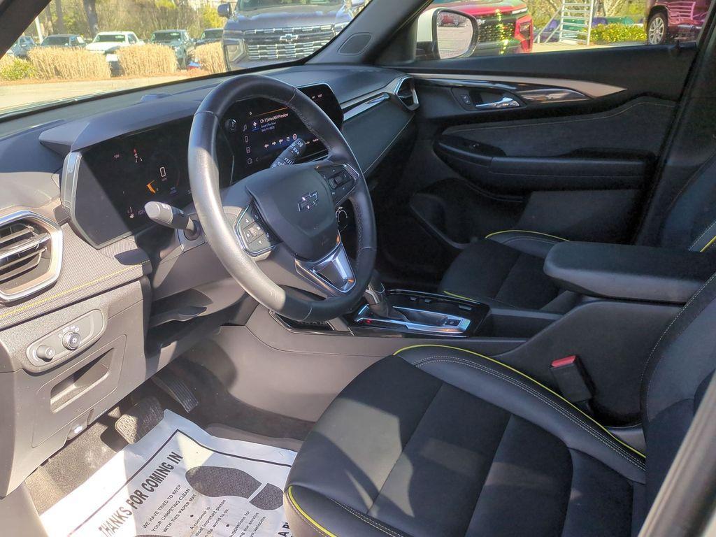 used 2024 Chevrolet TrailBlazer car, priced at $23,821