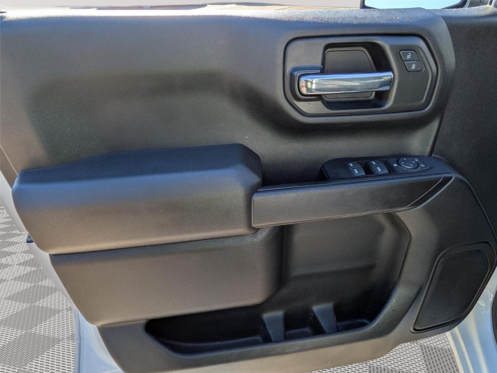 used 2022 Chevrolet Silverado 1500 car, priced at $20,987