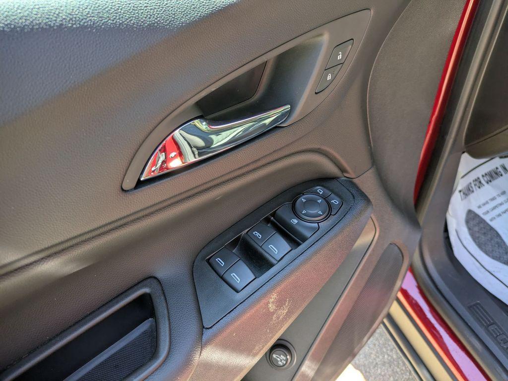 used 2023 Chevrolet Equinox car, priced at $21,747