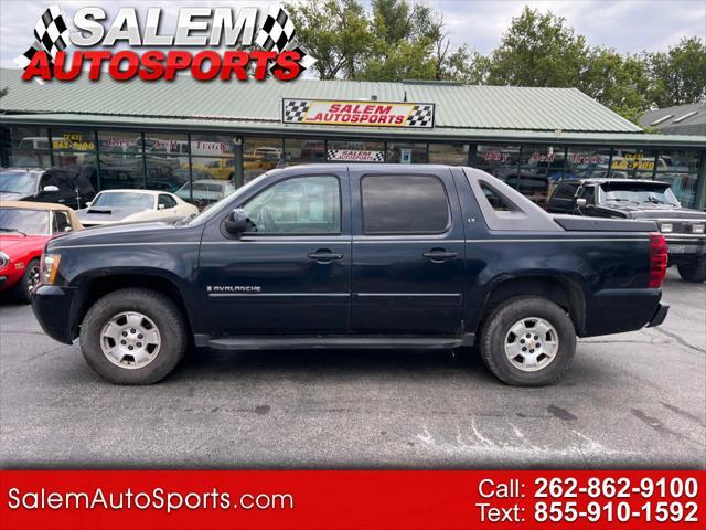 used 2007 Chevrolet Avalanche car, priced at $5,995
