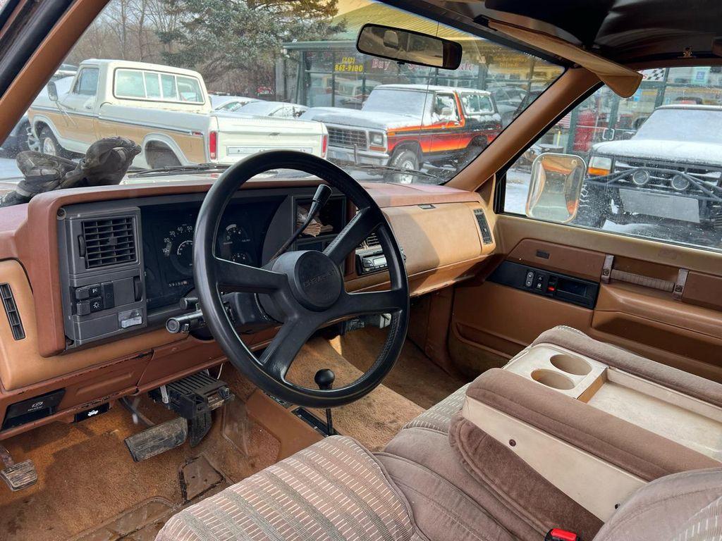 used 1989 Chevrolet Pickup Truck car, priced at $8,995