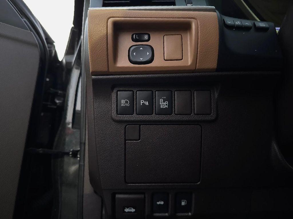 used 2018 Lexus ES 350 car, priced at $14,995