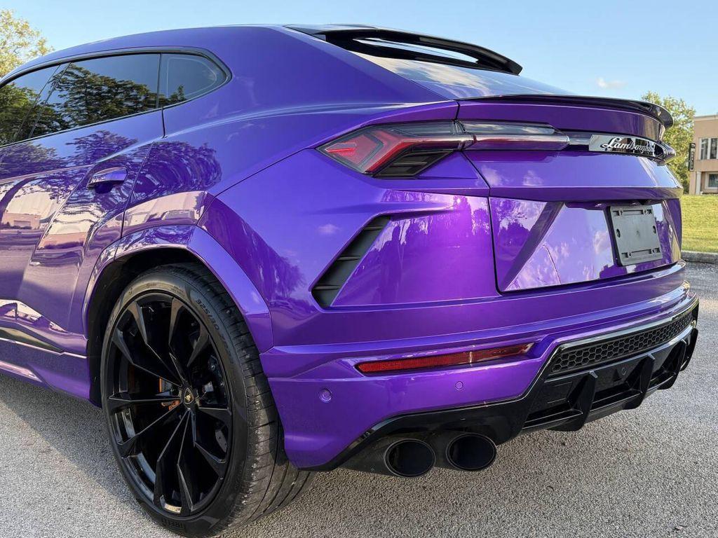 used 2022 Lamborghini Urus car, priced at $239,991