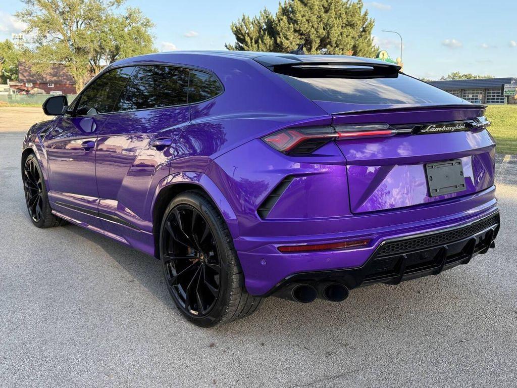 used 2022 Lamborghini Urus car, priced at $239,991