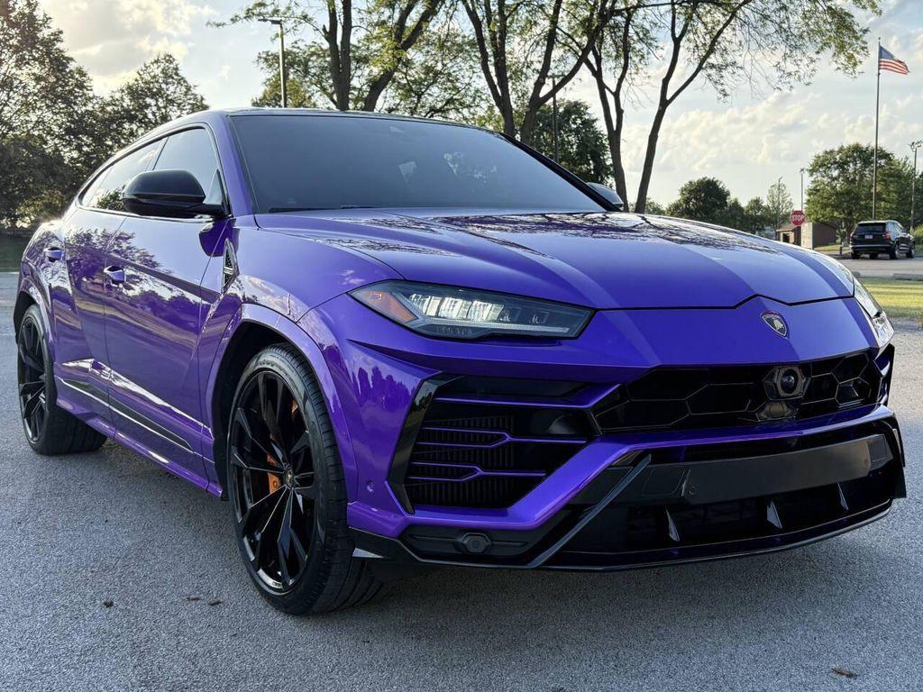 used 2022 Lamborghini Urus car, priced at $239,991