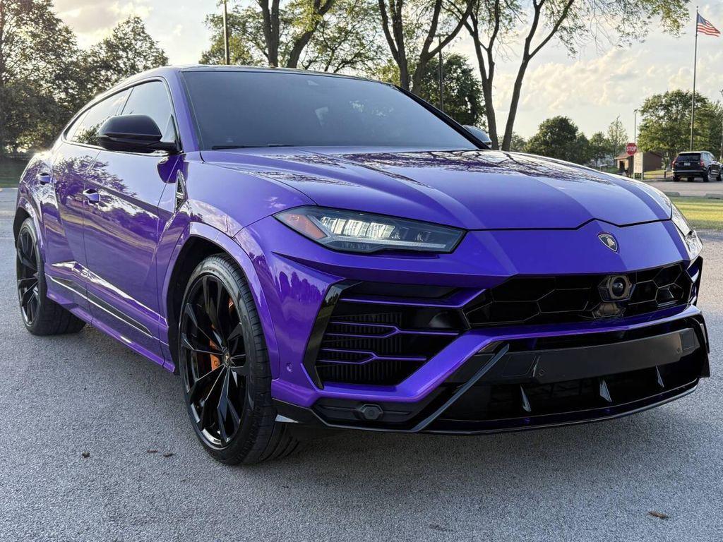 used 2022 Lamborghini Urus car, priced at $239,991