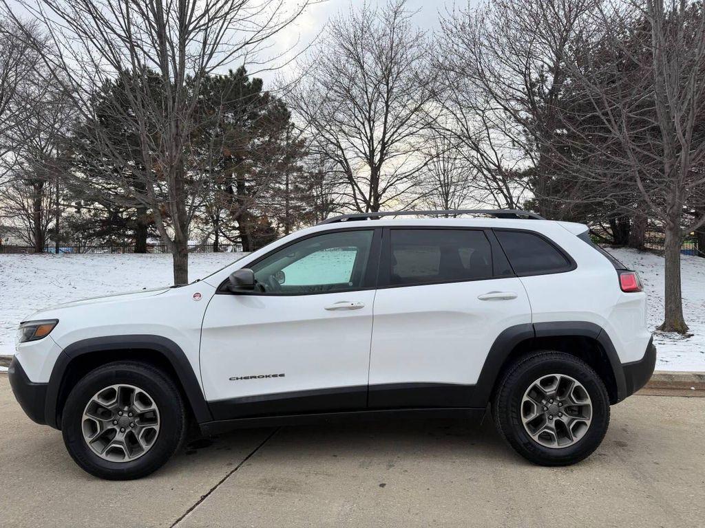 used 2020 Jeep Cherokee car, priced at $15,919