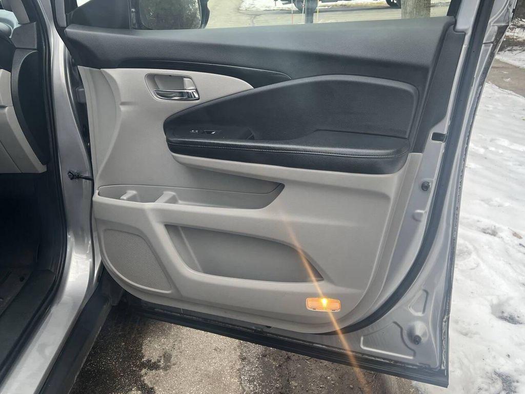 used 2017 Honda Pilot car, priced at $15,997