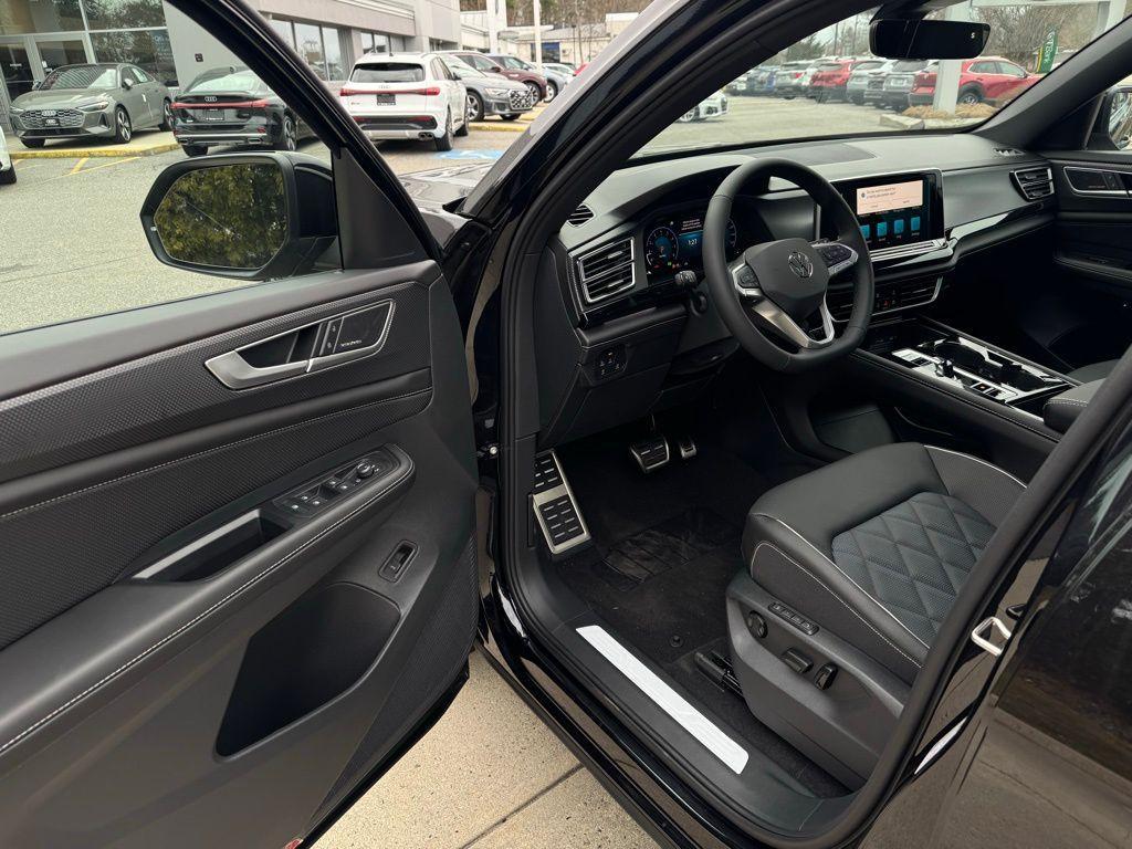 new 2026 Volkswagen Atlas Cross Sport car, priced at $56,632