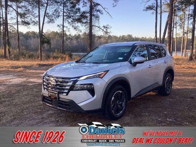 used 2024 Nissan Rogue car, priced at $20,098