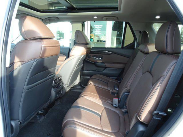 2025 Platinum White Pearl Honda Pilot