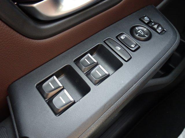 2025 Platinum White Pearl Honda Pilot