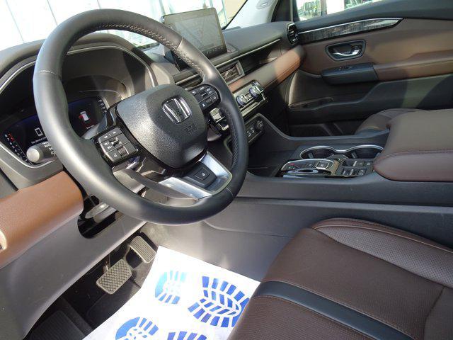 2025 Platinum White Pearl Honda Pilot