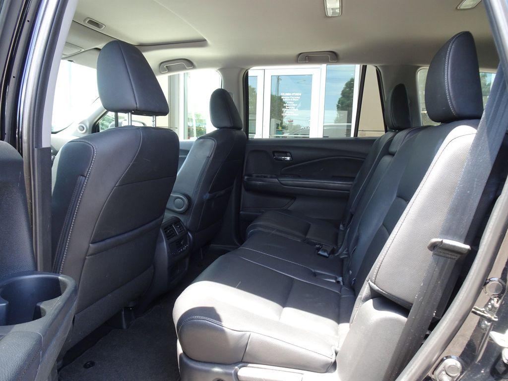 used 2016 Honda Pilot car, priced at $15,277