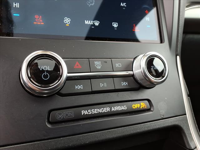 used 2024 Ford Edge car, priced at $32,995