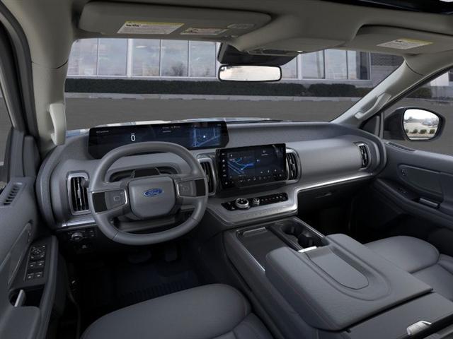 new 2025 Ford Expedition car, priced at $70,923