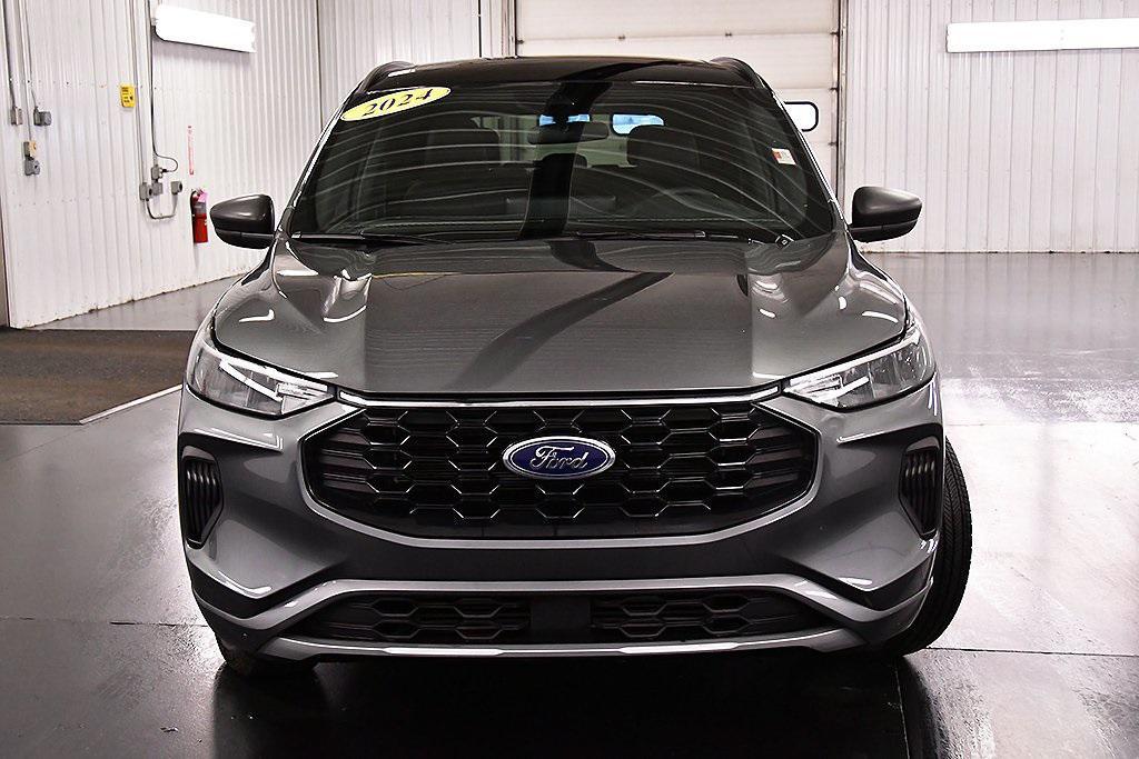 used 2024 Ford Escape car, priced at $25,000
