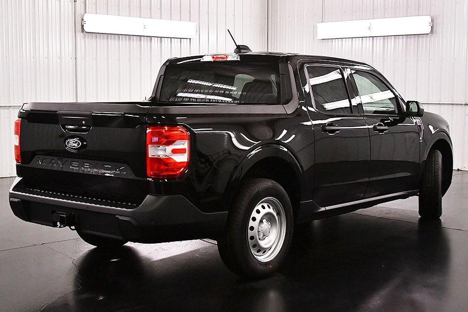 new 2025 Ford Maverick car, priced at $32,320