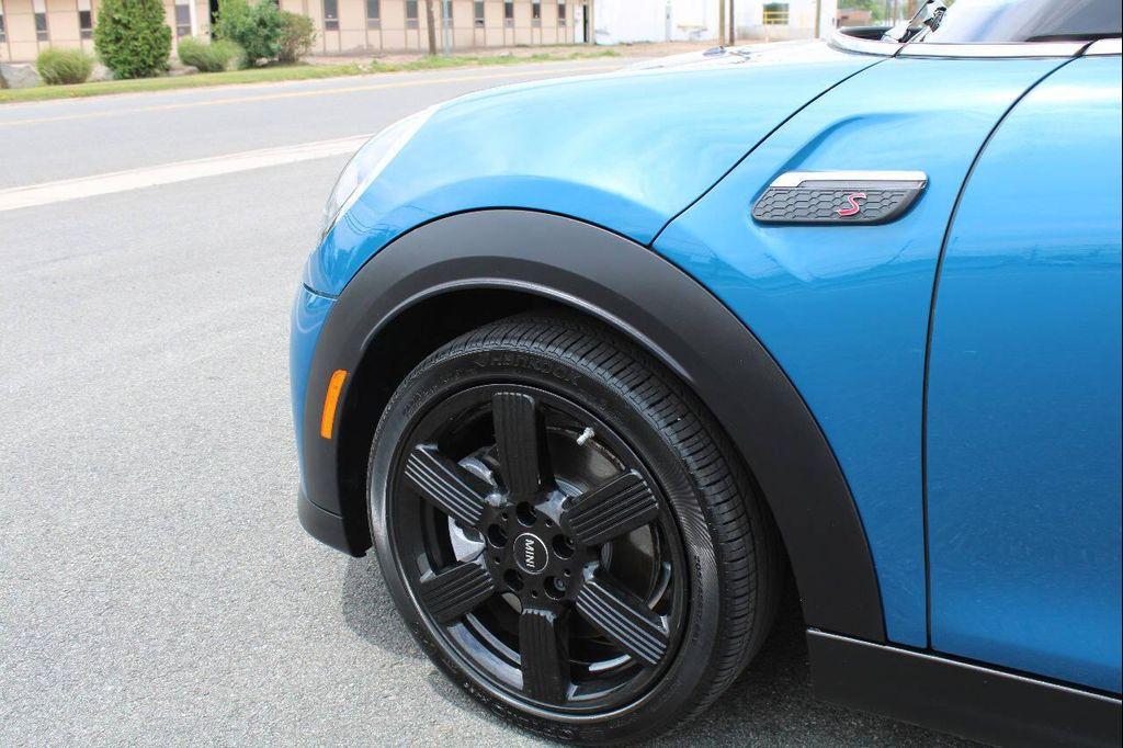 used 2024 MINI Hardtop car, priced at $29,750