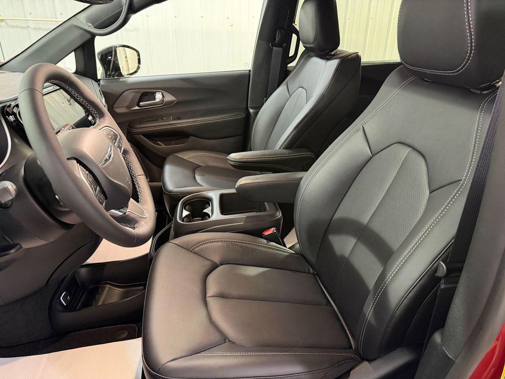 new 2026 Chrysler Pacifica car, priced at $45,780