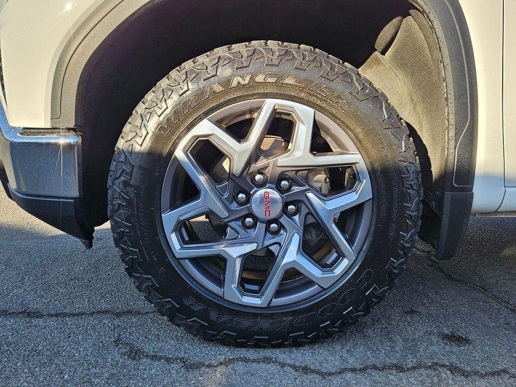 used 2023 GMC Sierra 1500 car, priced at $39,974