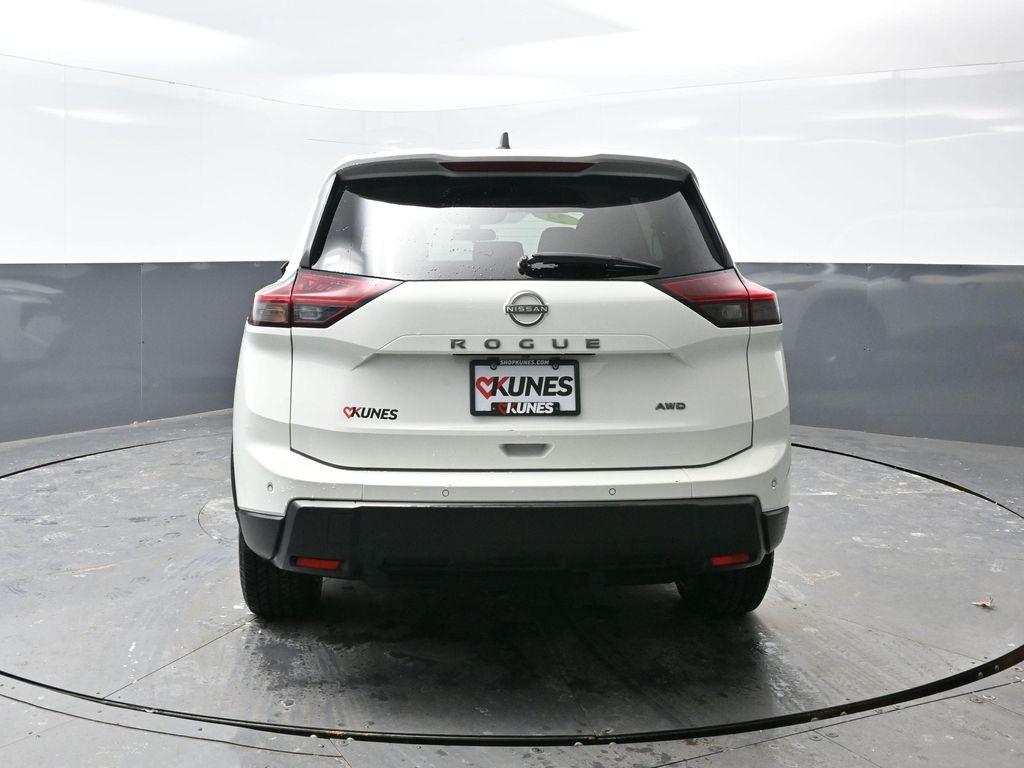 used 2024 Nissan Rogue car, priced at $18,728