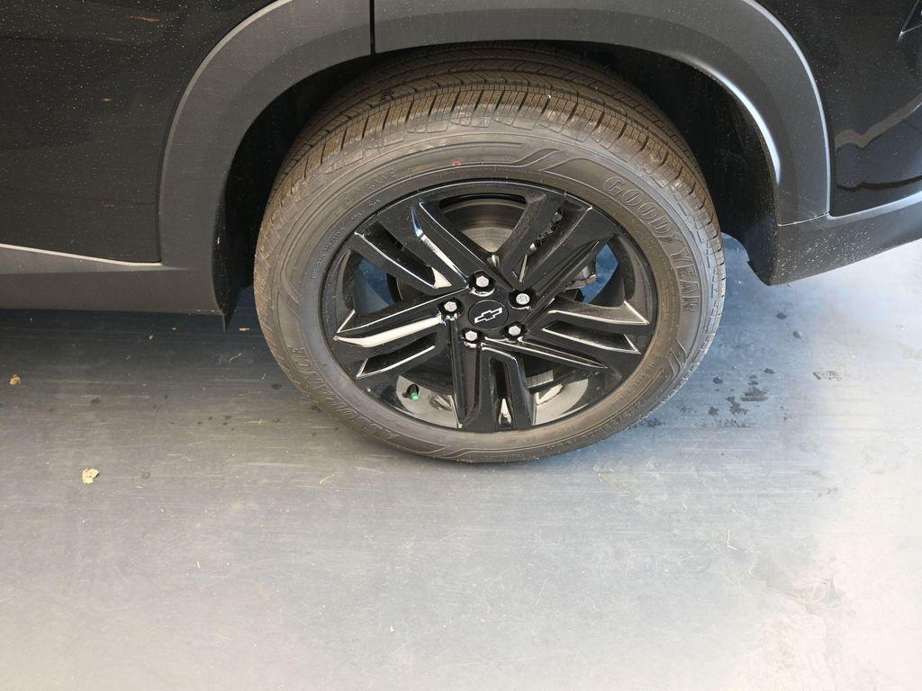 new 2026 Chevrolet Trax car, priced at $27,377