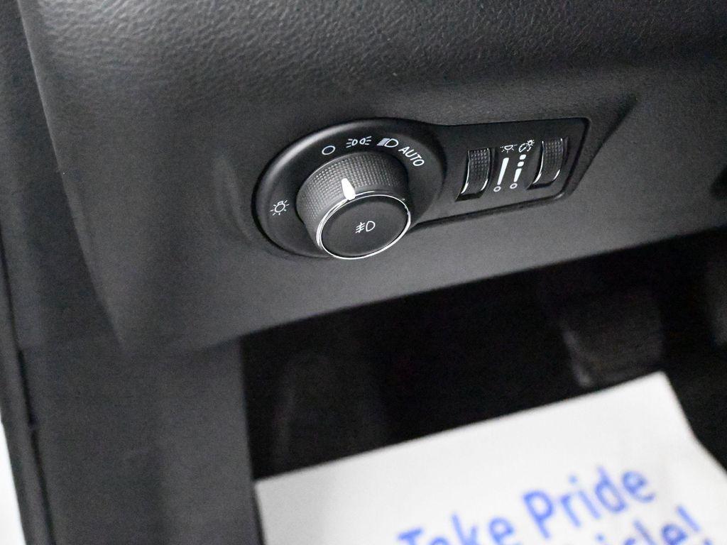 used 2024 Jeep Compass car, priced at $19,596