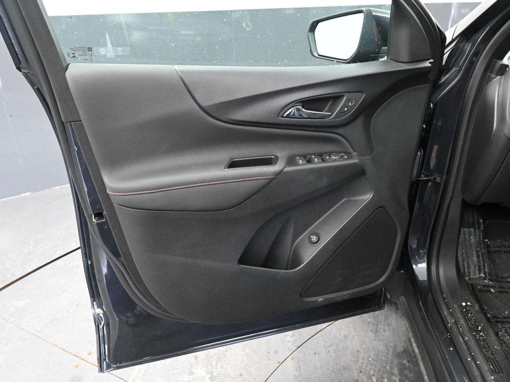 used 2023 Chevrolet Equinox car, priced at $22,876