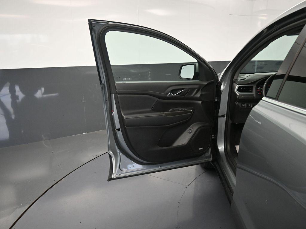 used 2023 GMC Acadia car, priced at $23,995