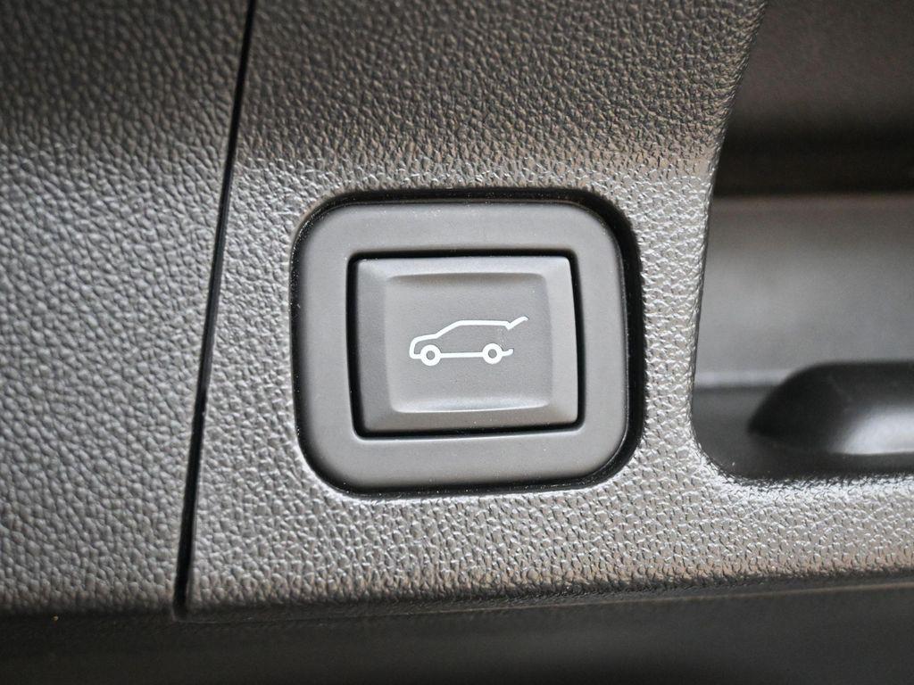 used 2023 GMC Acadia car, priced at $23,995