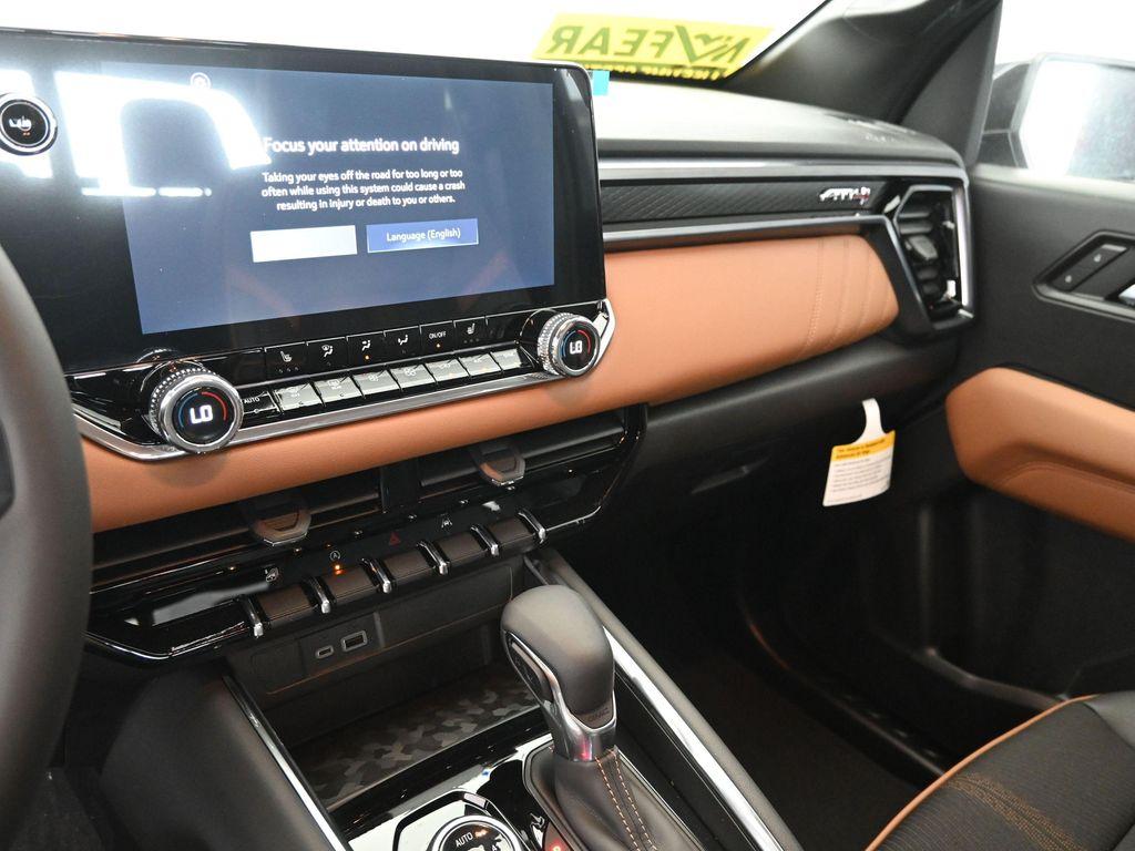 new 2025 GMC Canyon car, priced at $43,871