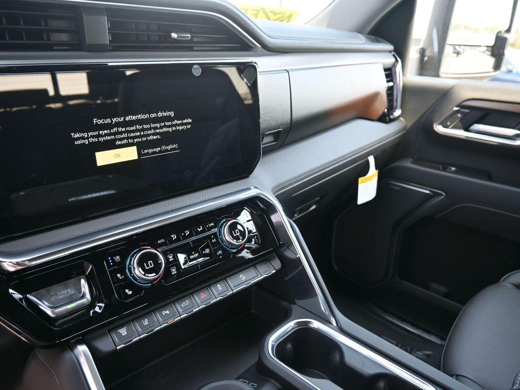 new 2026 GMC Sierra 3500 car, priced at $85,995