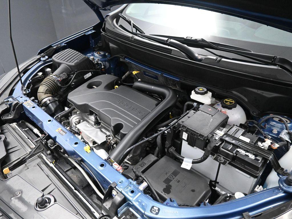 used 2024 Chevrolet Equinox car, priced at $21,185