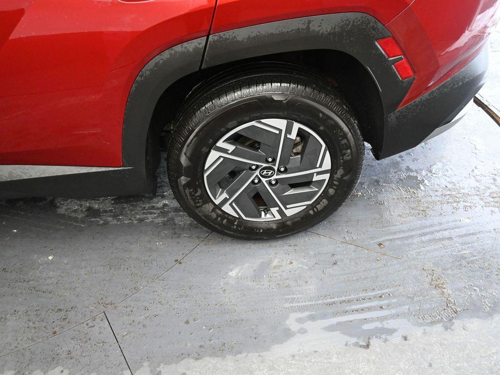 used 2025 Hyundai TUCSON Hybrid car, priced at $24,448