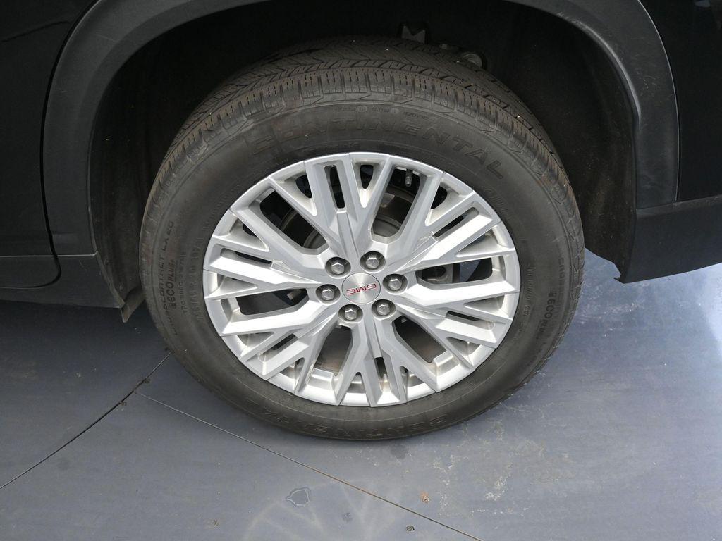 used 2024 GMC Acadia car, priced at $33,272