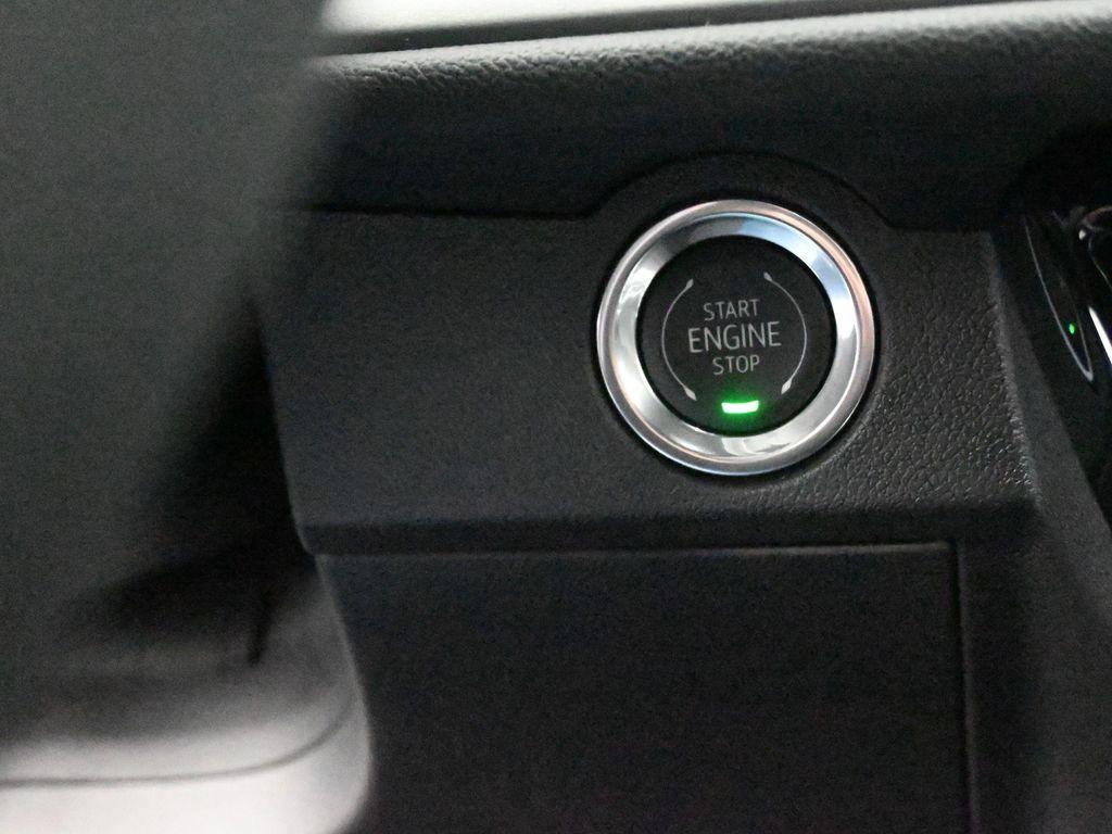 new 2026 Chevrolet Traverse car, priced at $47,995