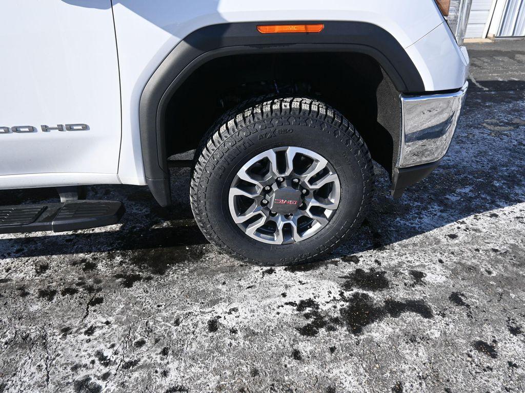 used 2022 GMC Sierra 2500 car, priced at $45,558