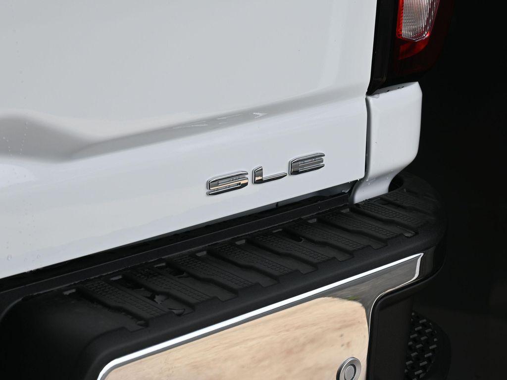 new 2025 GMC Sierra 2500 car, priced at $54,026