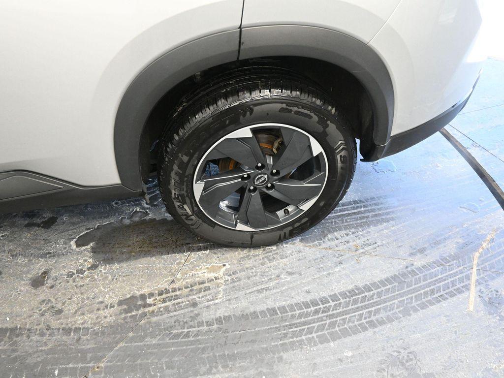 used 2024 Nissan Rogue car, priced at $18,931