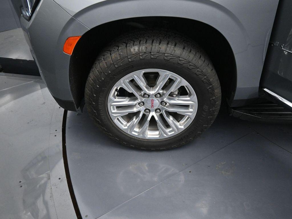 used 2023 GMC Yukon XL car, priced at $51,490