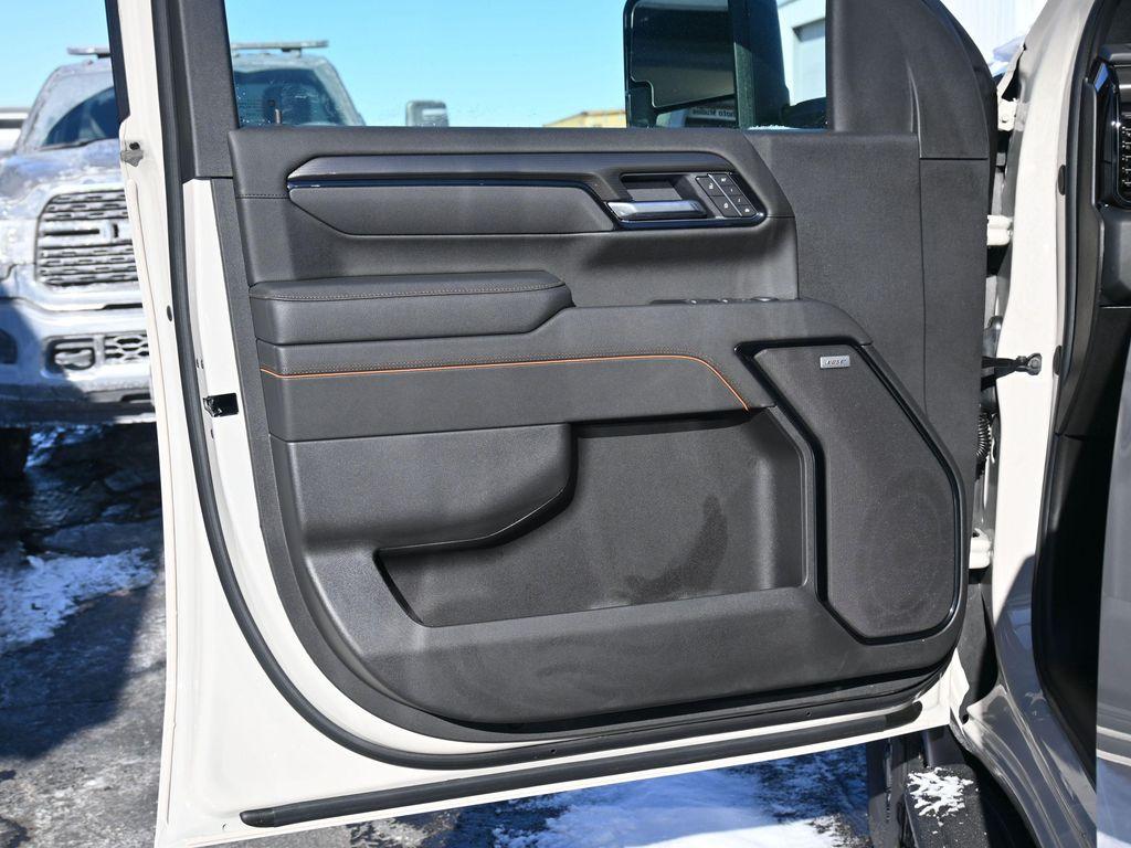 new 2026 GMC Sierra 2500 car, priced at $86,612