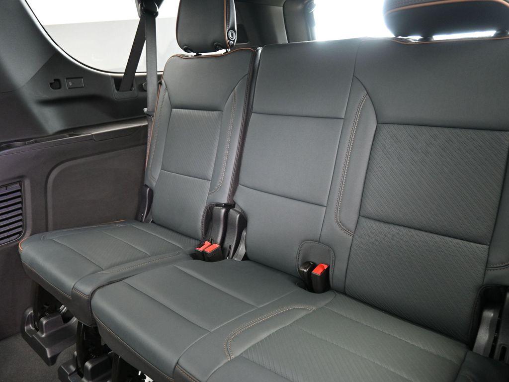 new 2025 GMC Yukon XL car, priced at $85,444