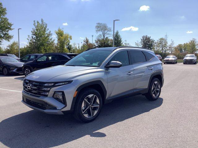 new 2025 Hyundai TUCSON Hybrid car, priced at $39,005