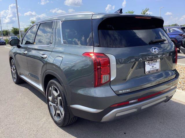 used 2023 Hyundai Palisade car, priced at $34,988