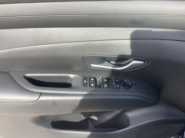 new 2026 Hyundai TUCSON Hybrid car, priced at $34,800