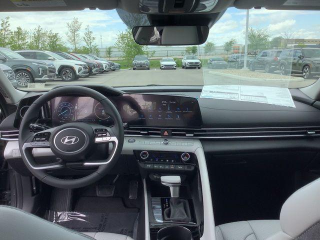 new 2025 Hyundai ELANTRA HEV car, priced at $31,585